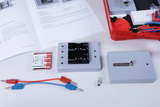 Insight into the experiment materials for the experiment kit Basic electrical circuits for physics lessons; Experiment &quot;Electrical circuit&quot;