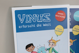 The picture shows two information sheets entitled &quot;VINUS explores the world,&quot; which deal with the topic of water. The sheets feature child-friendly illustrations of three people and an imaginative water creature.