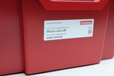 The picture shows a red experiment box with the inscription &quot;Water and Air&quot;. The box is part of the Cornelsen Experimenta program, which allows students to conduct experiments on these topics.