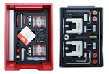 The picture shows two toolboxes filled with various experimental materials for school supplies. The left box contains, among other things, rollers, weights and instructions, while the right box offers precise measuring instruments and accessories.
