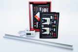 The picture shows an experiment kit with various components arranged in a red plastic box. It contains equipment and accessories for practical experiments in education, including sensors and a digital measuring device.