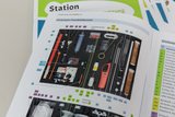 The picture shows an overview of experimental materials arranged in a box, along with a legend to identify the individual parts. These are materials used for experiments in education.