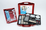 The red case contains various experimental materials for chemical experiments, including containers, pipettes, and other accessories. Instructions show examples of experiments on the visibility of substances in water and are suitable for educational purposes.